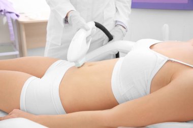 kadın Başlarken lazer epilasyon 