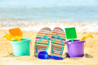 Kumsaldaki aksesuarlar 