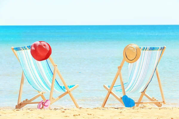 Пара пляжних стільців — стокове фото