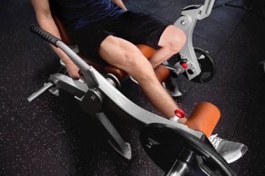 adam eğitim bacaklar