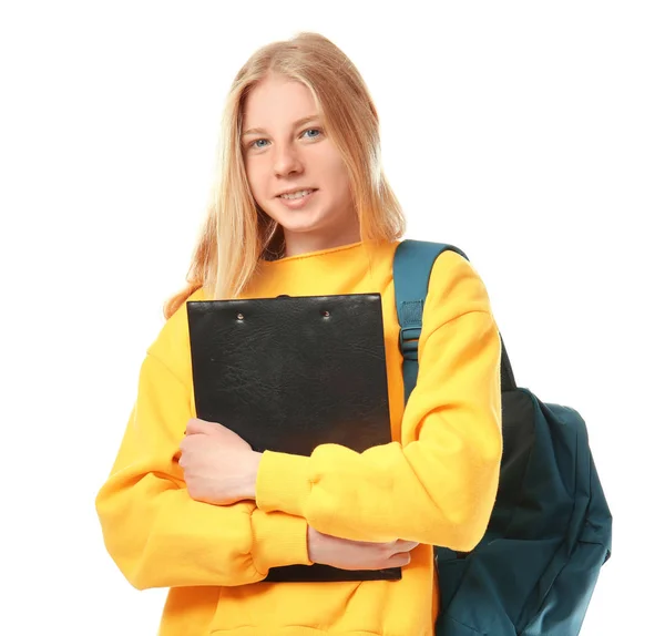 Schattige tiener meisje met Schooltasje en Klembord op witte achtergrond — Stockfoto