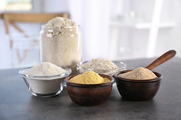 Diferentes tipos de harina — Foto de Stock
