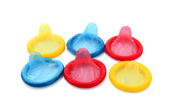 Verschiedene bunte Kondome — Stockfoto