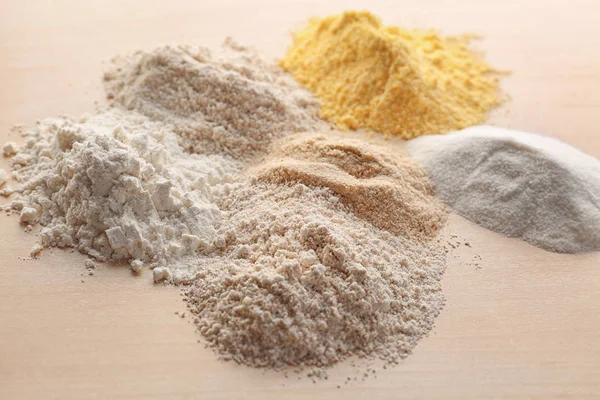 異なったタイプの小麦粉 — ストック写真