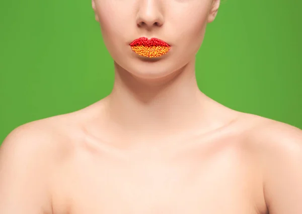 Vrouw met creatieve make-up — Stockfoto