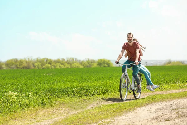 Par ridning cykel — Stockfoto