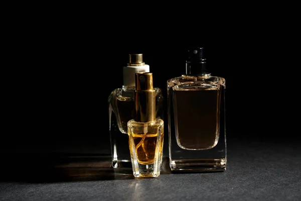 Piękne perfumy butelek — Zdjęcie stockowe