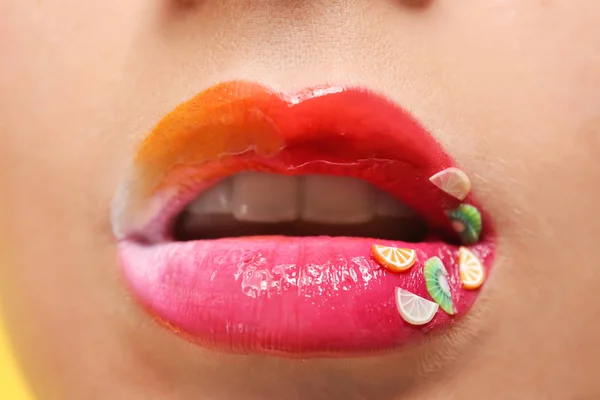 Läppar med kreativ makeup — Stockfoto