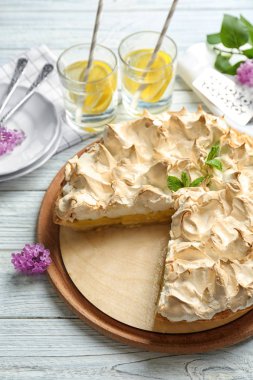 Lezzetli limon beze pasta