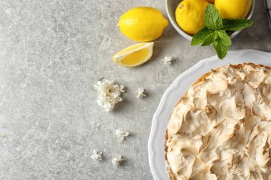 Lezzetli limon beze pasta