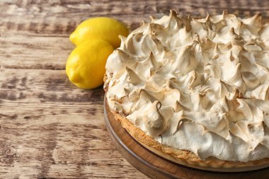 Lezzetli limon beze pasta