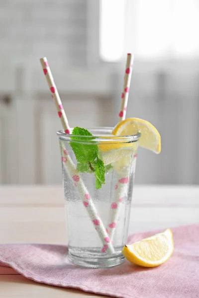 Refreshing lemon water