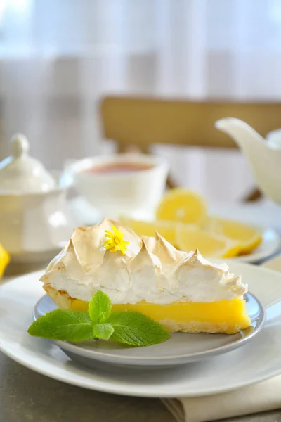 Lemon meringue pie — Fotografie, imagine de stoc