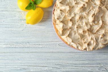 Lezzetli limon beze pasta