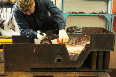 Alt değirmeni metal işleme