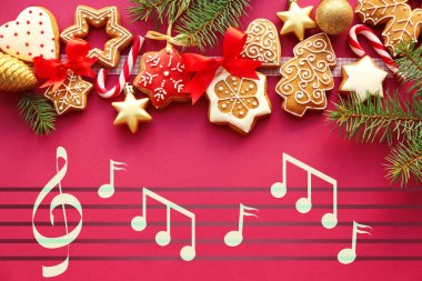 Lezzetli gingerbread çerezleri ve notlar