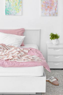 Işık yatak odası iç