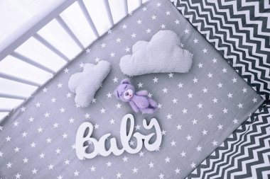 El yapımı tığ işi oyuncak 