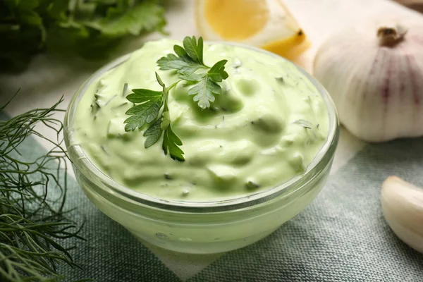 Delicious yogurt sauce — Stock Photo, Image