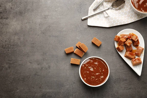 Sabrosa salsa de caramelo — Foto de Stock