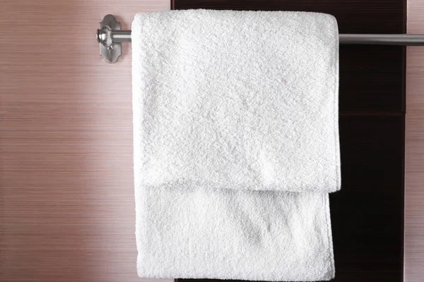 Schone witte handdoek — Stockfoto