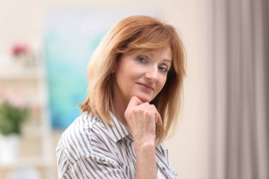 çekici Olgun kadın