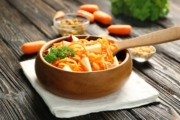 Bowl with delicious carrot raisin salad — Stock Photo, Image