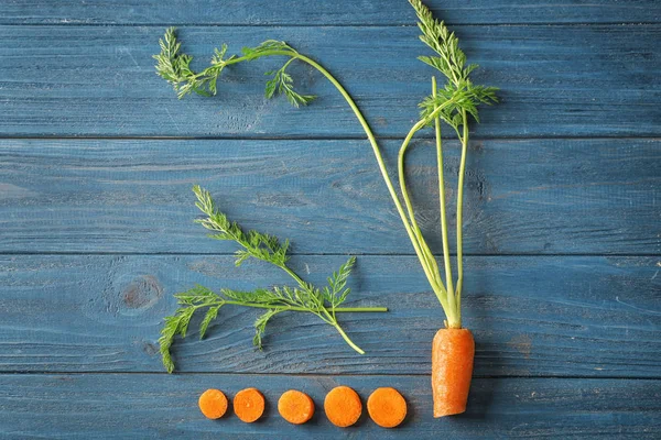 Rodajas de zanahoria en el fondo —  Fotos de Stock