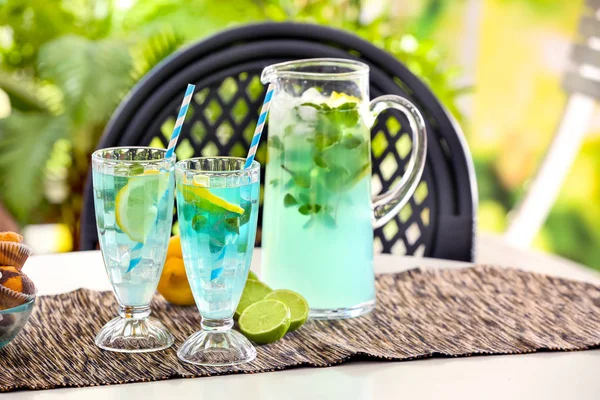 Glassware with refreshing lemonade — Stock Photo, Image