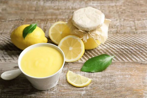 Mísa s lahodnou lemon curd — Stock fotografie