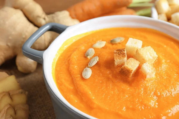 Lezzetli havuç çorbası 