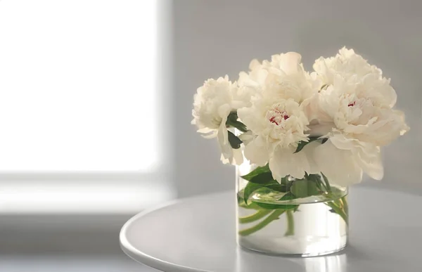 Vase with beautiful peonies — Stock Photo, Image