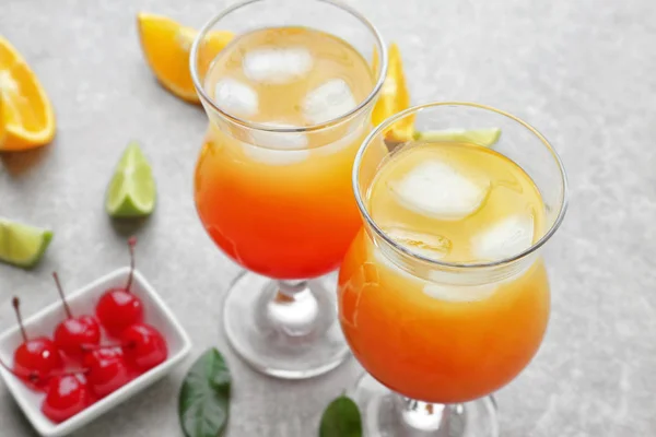 Coquetéis de Tequila sunrise — Fotografia de Stock