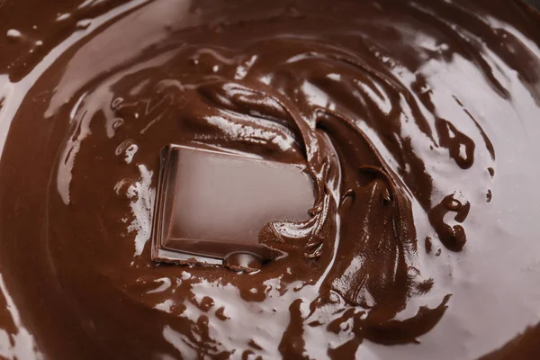 Delicious melted chocolate sauce — Stock Photo, Image