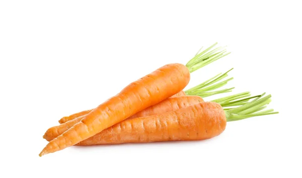 Φρέσκα καρότα σε λευκό — Φωτογραφία Αρχείου