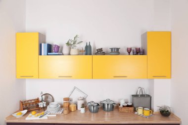 Modern mutfağın içi. 