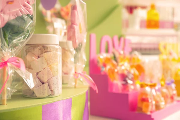 Dulces en la tienda de dulces — Foto de Stock