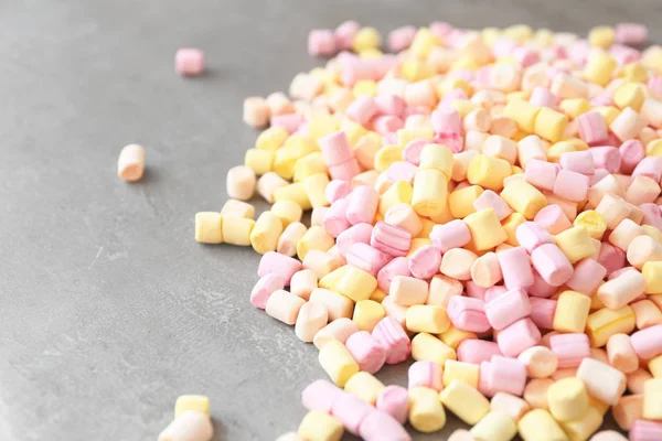 Mini marshmallows coloridos — Fotografia de Stock