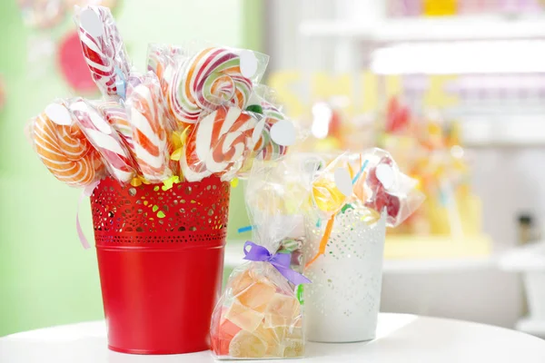Table at candy shop — Stock Photo, Image