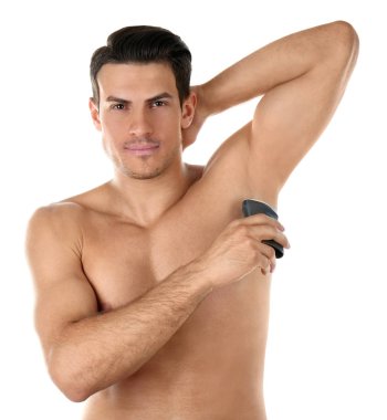 deodorant olan genç adam