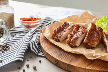 ızgara dilimlenmiş yedek kaburga