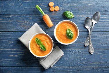 Lezzetli havuç çorbası  