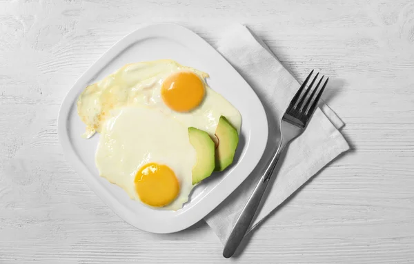 在容易鸡蛋一起吃早餐 — 图库照片
