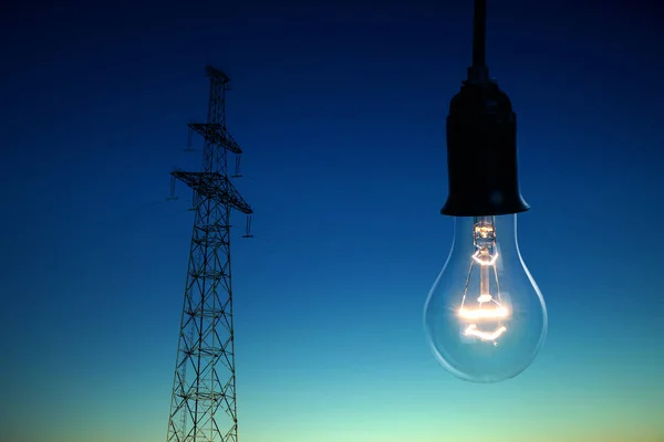 Electrical transmission tower — Stock Photo, Image