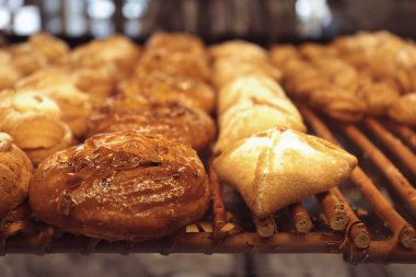 Ekmek yapım ürünleri ile counter