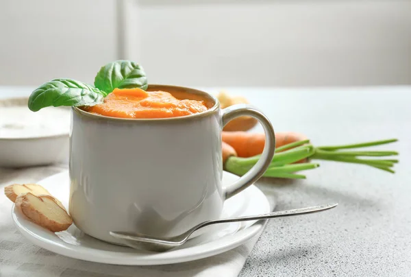 Sup wortel yang lezat — Stok Foto