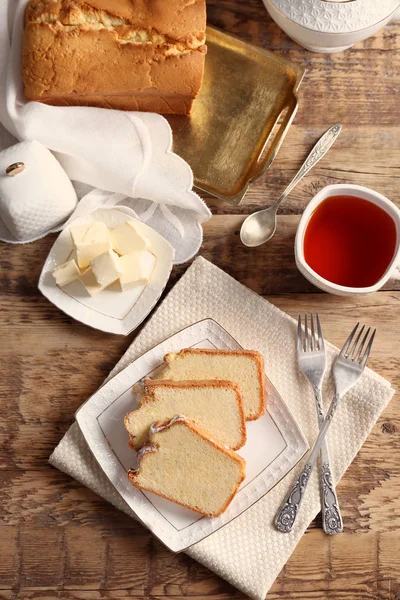 Delicious sliced butter cake — Stock Photo, Image