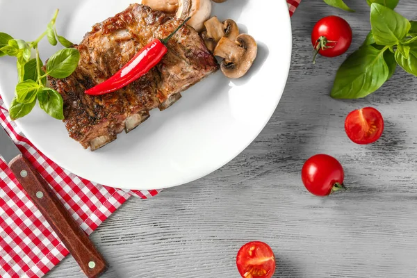 Delicious grilled spare ribs — Stock Photo, Image