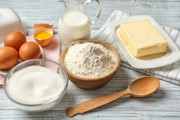 Ingredients for butter cake — Stock Photo, Image