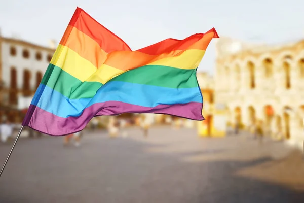 Ondeando bandera gay — Foto de Stock